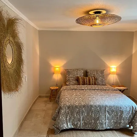 Maison Olivier, Authentiek En Luxe Дом отдыха Cornillon